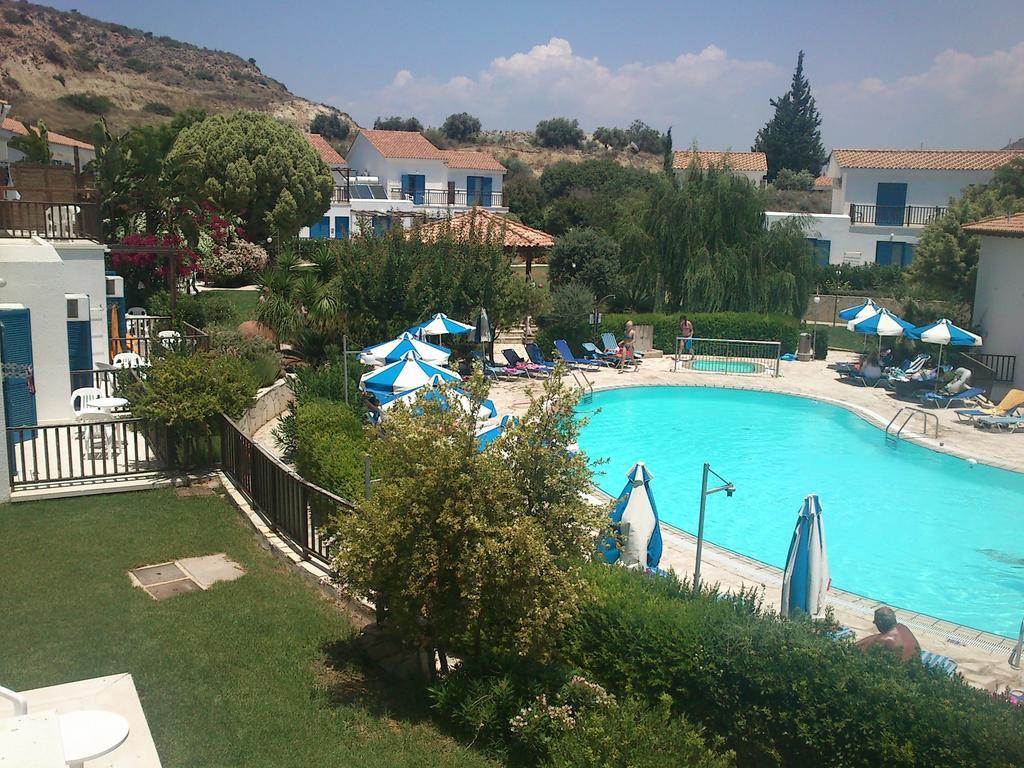 Hylatio Tourist Village Pissouri Exteriér fotografie